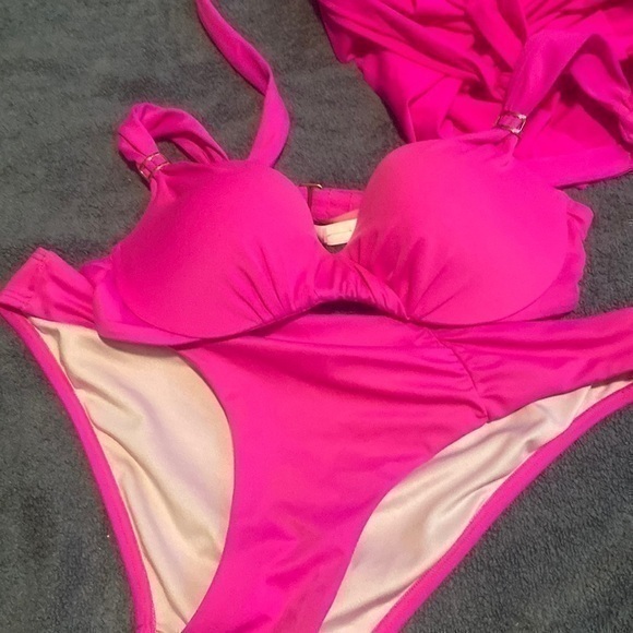 Victoria Secret Rare 3 Piece Barbie Hot Punk Bikini And Wrap Med
